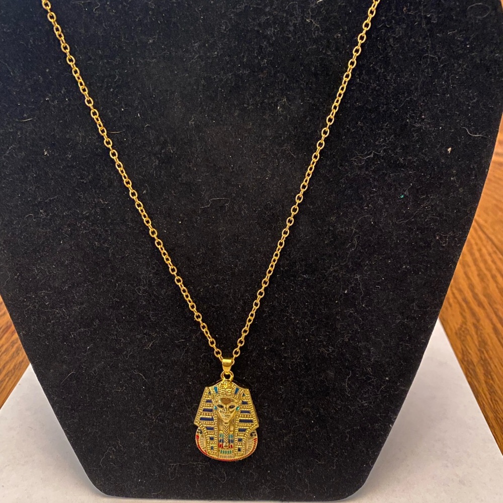 Gold Pharaoh Pendant Necklace